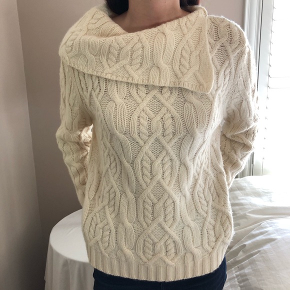 Posh Garden Sweaters - Solddd Outtt